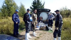 Підготовка до роботи БПЛА та балонів з гелієм/Preparation for work of UAV and helium cylinders