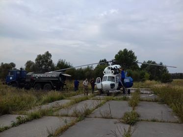 Вертолет МИ-2 с экипажем Аварийно-тренировочного центра ГП НАЭК «Энергоатом»